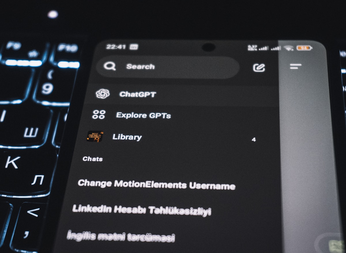 An AI assistant interface on a phone
